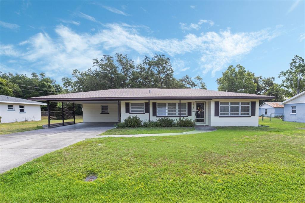 Picture of 5829 Lake Breeze Avenue, Lakeland, FL 33809