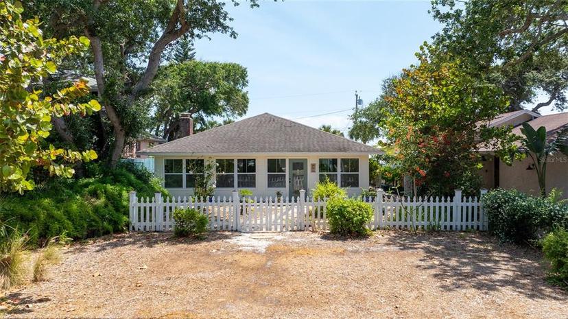 Picture of 825 E 23Rd Avenue, New Smyrna Beach FL 32169