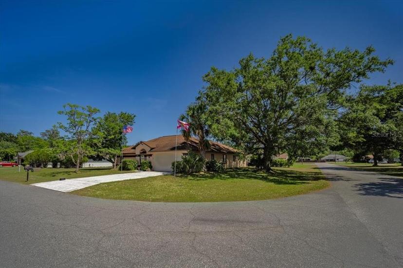 Picture of 2 Black Oak Court, Palm Coast FL 32137