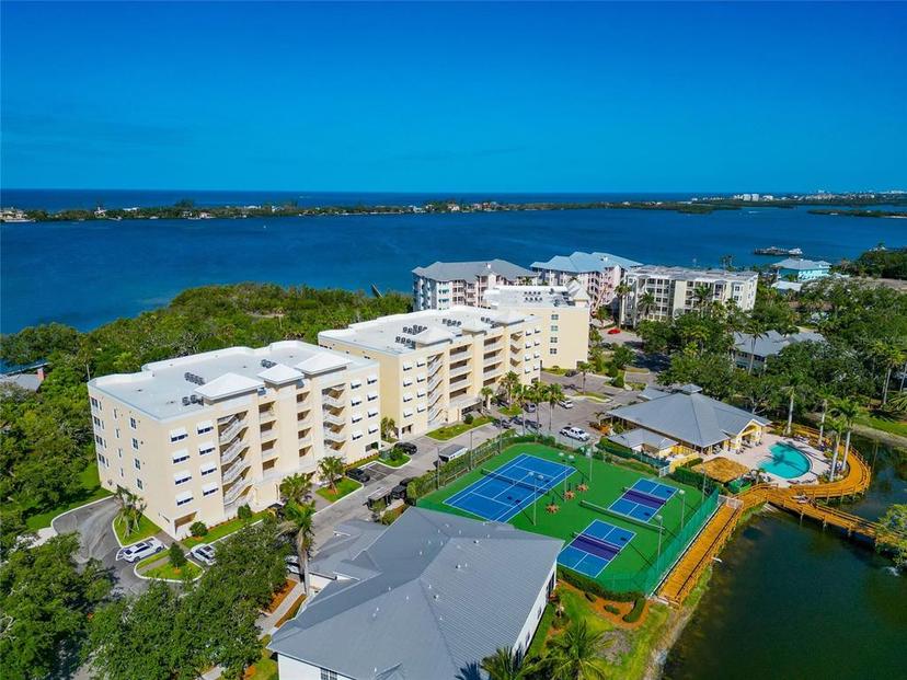 Picture of 260 Hidden Bay Drive Unit 305, Osprey FL 34229