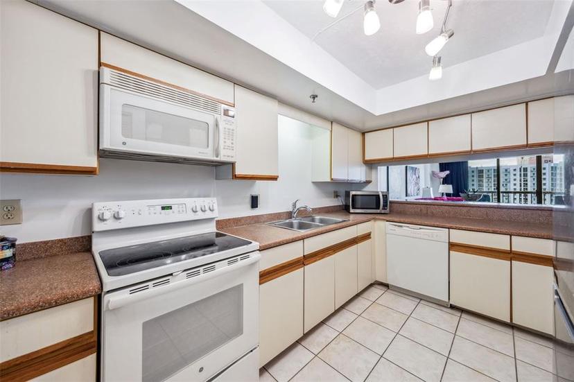 Picture of 530 E Central Boulevard Unit 1702, Orlando FL 32801
