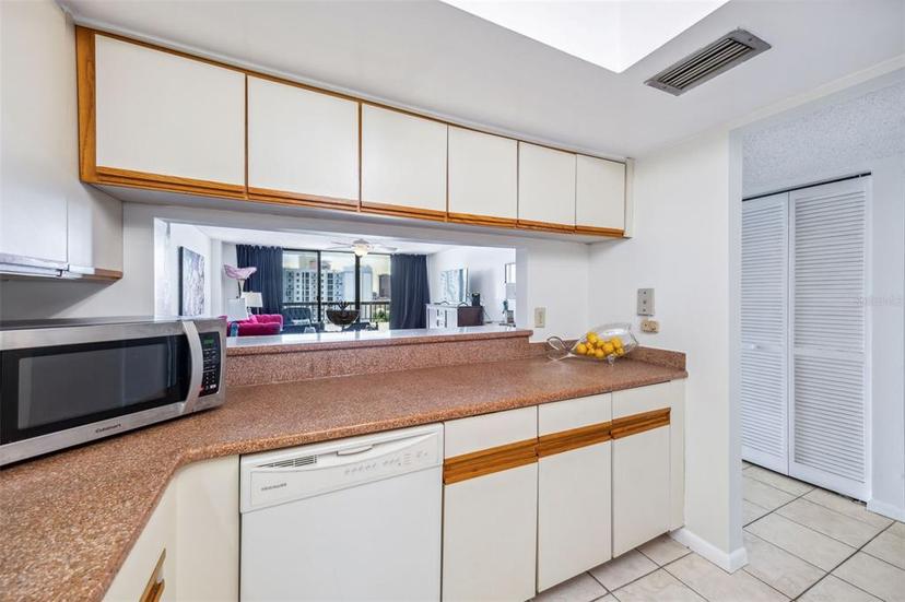Picture of 530 E Central Boulevard Unit 1702, Orlando FL 32801