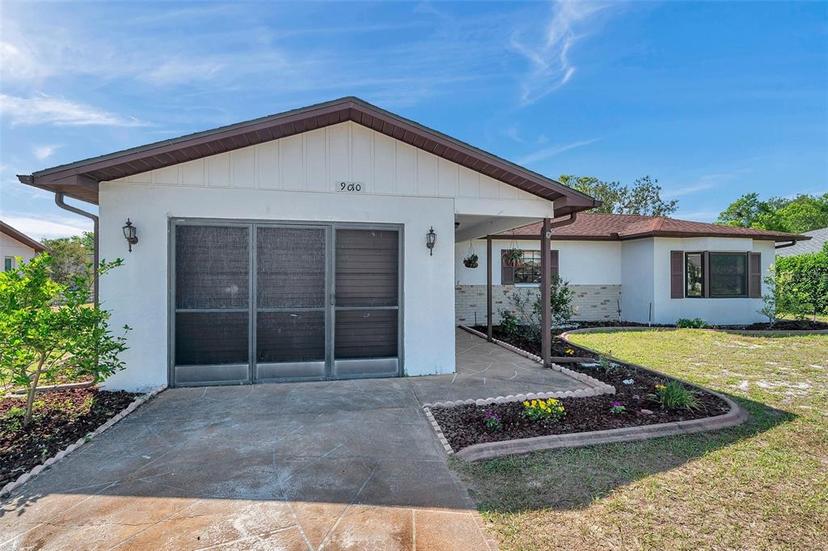 Picture of 9010 Bonnet Way, Weeki Wachee FL 34613