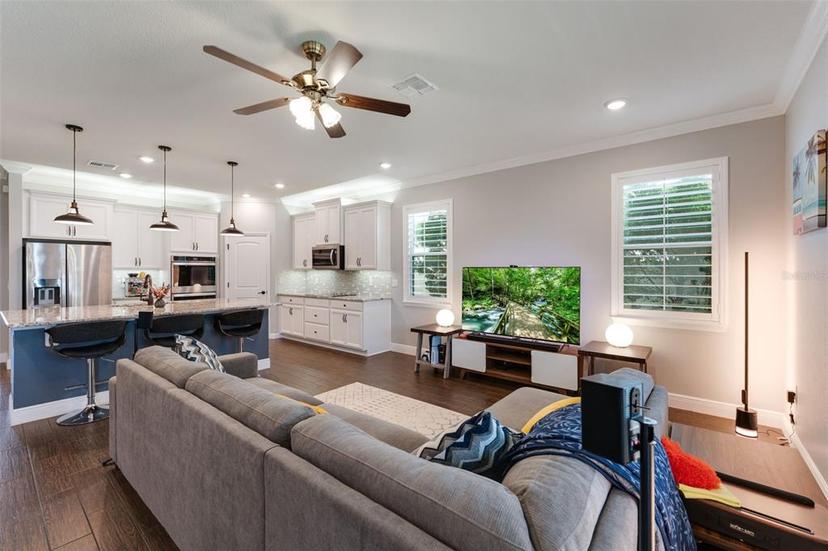 Picture of 10072 Hampshire Oaks Drive, Orlando FL 32825