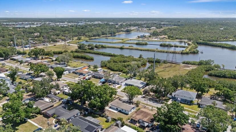 Picture of 324 Country Club Drive, Oldsmar FL 34677