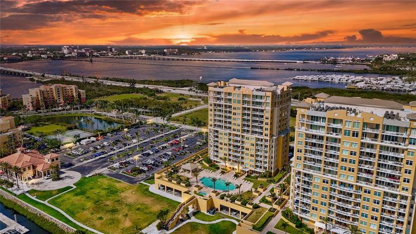 Picture of 130 Riviera Dunes Way Unit 502, Palmetto FL 34221