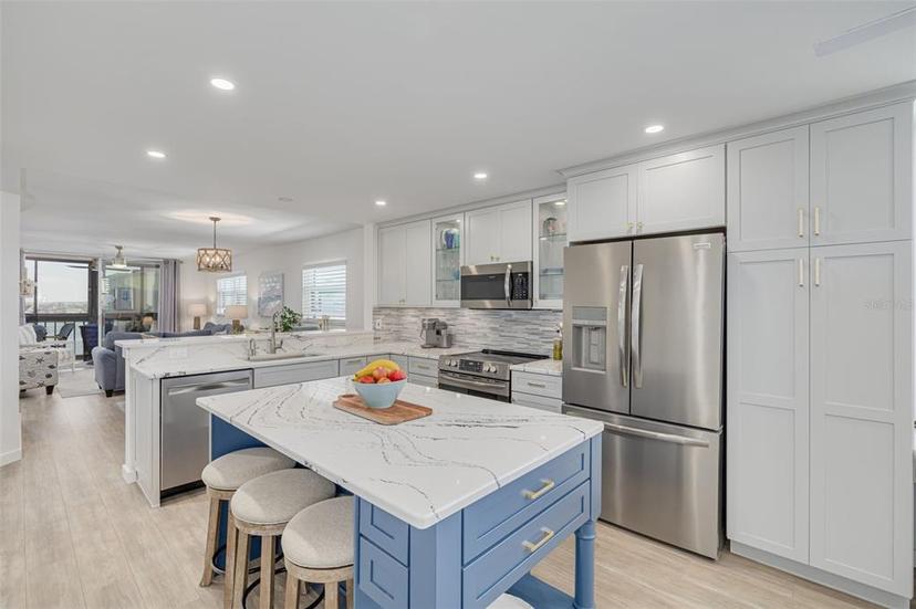 Picture of 1328 Pasadena Avenue S Unit 608, South Pasadena FL 33707