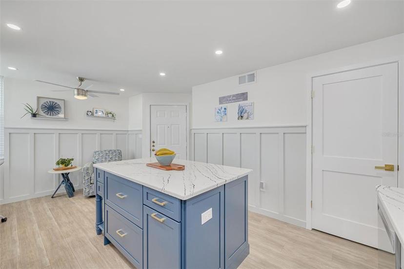 Picture of 1328 Pasadena Avenue S Unit 608, South Pasadena FL 33707