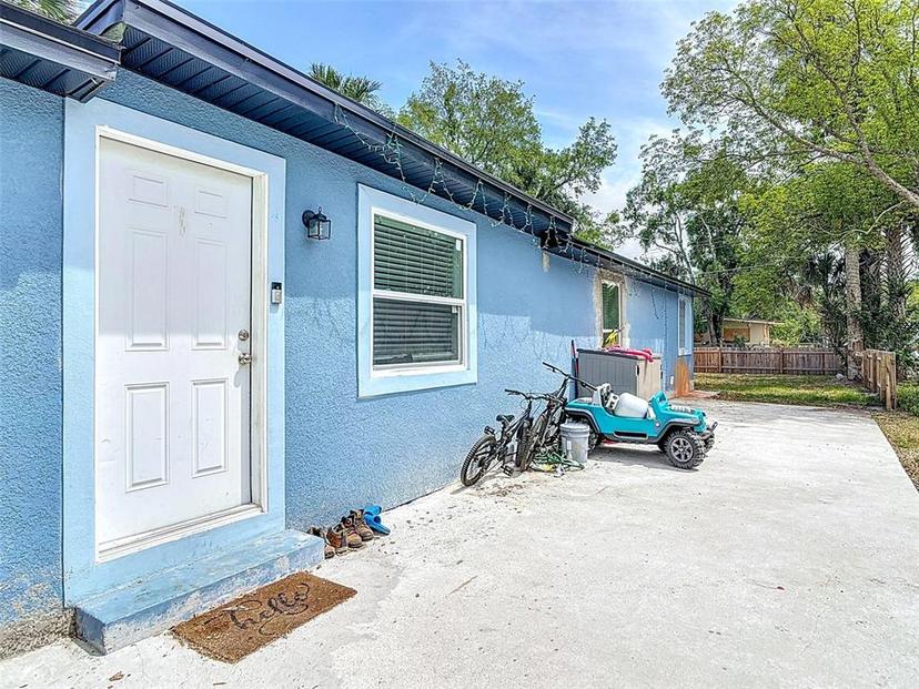 Picture of 1403 W 13Th Place, Sanford FL 32771