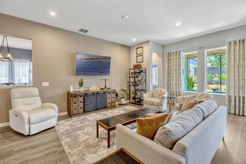 Picture of 13304 Magnolia Valley Drive, Clermont FL 34711