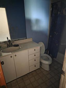 Picture of 519 36Th Avenue E, Bradenton, FL 34208