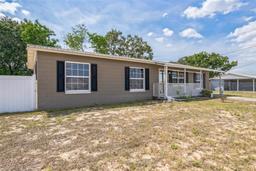Picture of 940 Thompson Avenue, Frostproof, FL 33843