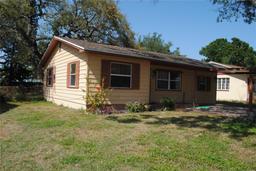 Picture of 918 7Th Avenue Sw, Largo, FL 33770