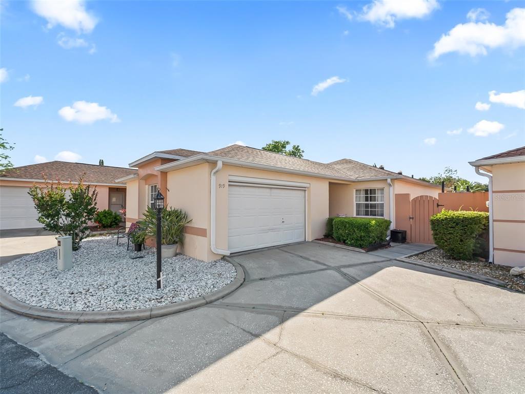 Picture of 919 Medira Drive, The Villages, FL 32159