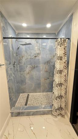 Picture of 7017 Baywood Drive, Tampa, FL 33637