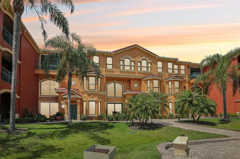 Picture of 2757 Via Cipriani Unit 1121B, Clearwater FL 33764