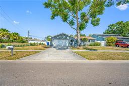 Picture of 14884 Cromwell Drive, Clearwater, FL 33764