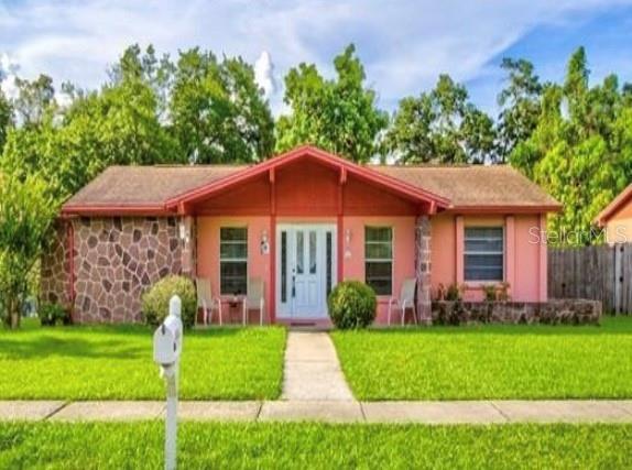 Picture of 2202 Whitney Place, Valrico, FL 33594