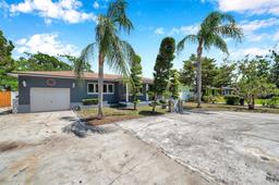 Picture of 936 Alcazar Way S, St Petersburg, FL 33705