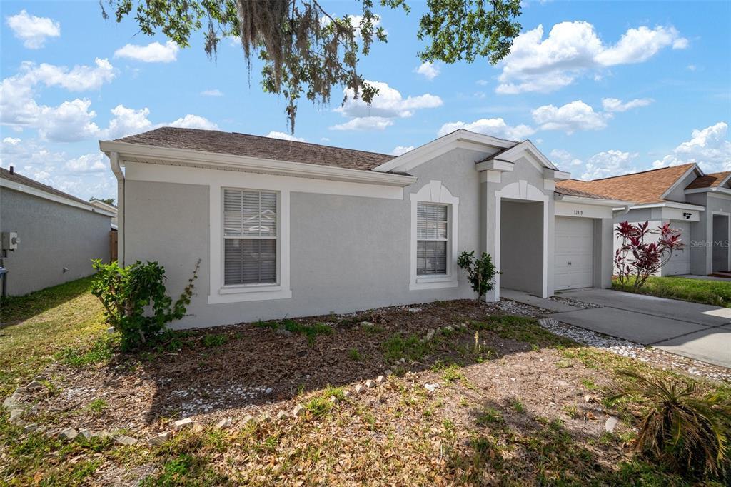 Picture of 12419 Dawn Vista Drive, Riverview, FL 33578