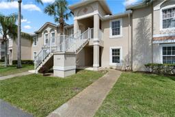 Picture of 13427 Fairway Glen Drive Unit 103, Orlando, FL 32824