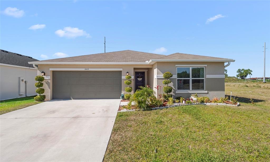 Picture of 1065 Mattie Pointe Way, Auburndale, FL 33823