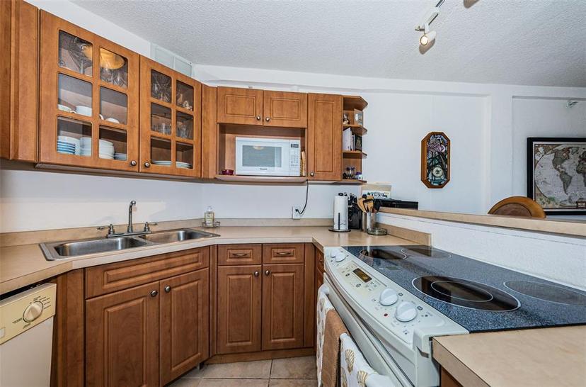 Picture of 3315 58Th Avenue S Unit 509, St Petersburg FL 33711