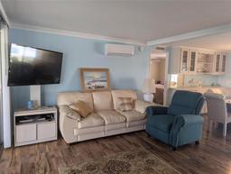 Picture of 2100 Kings Hwy Unit 116, Port Charlotte, FL 33980
