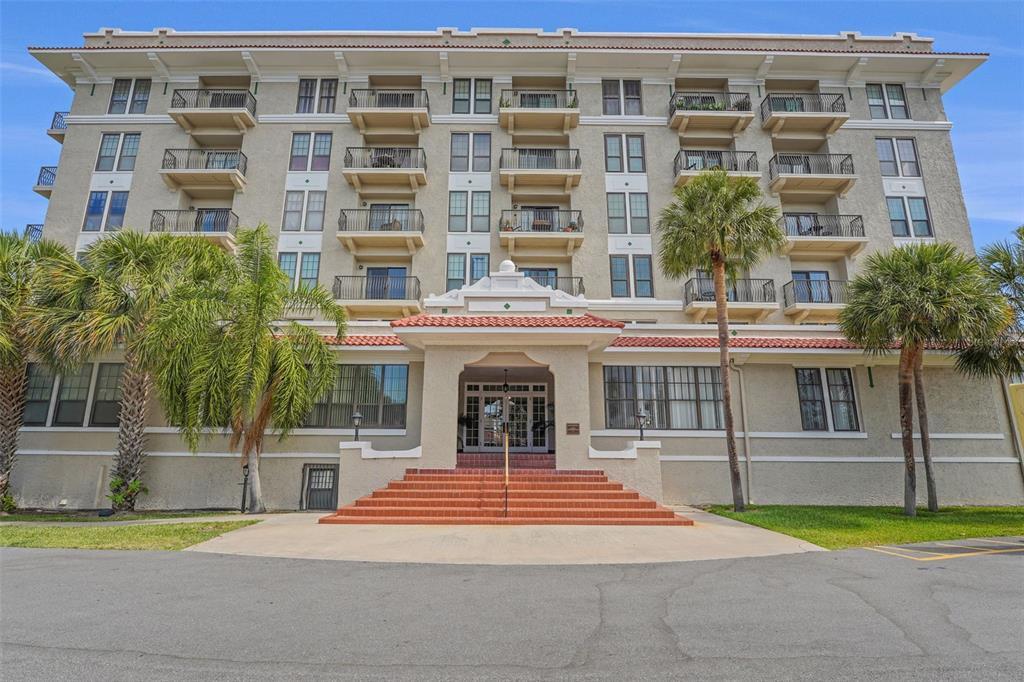 Picture of 235 6Th Street Nw Unit 307, Winter Haven, FL 33881