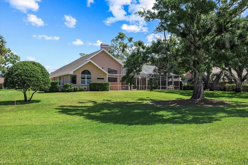Picture of 888 Royal Birkdale Drive, Tarpon Springs FL 34688