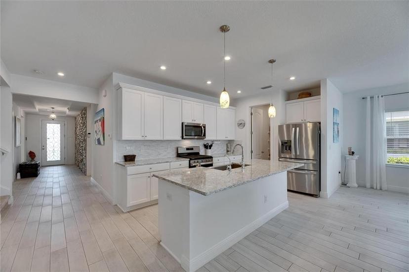 Picture of 5814 Silver Sun Drive, Apollo Beach FL 33572
