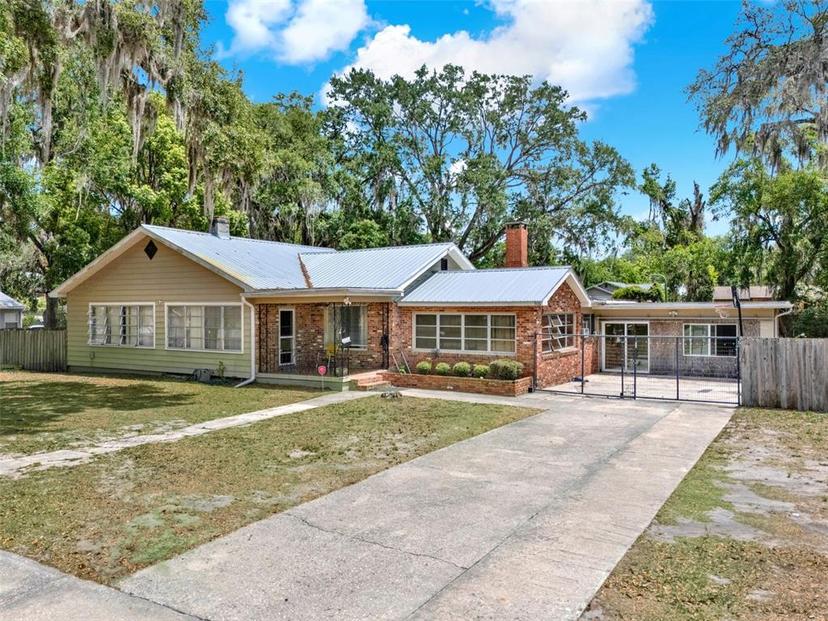 Picture of 506 Perkins Street, Leesburg FL 34748