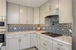 Picture of 231 2Nd Street S Unit 201, Safety Harbor, FL 34695