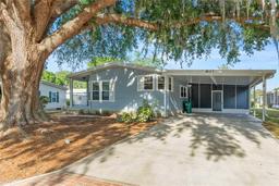 Picture of 807 Oak Boulevard, Wildwood, FL 34785