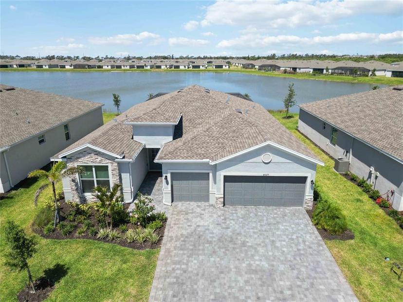 Picture of 8529 Saint Kitts Circle, Englewood FL 34224