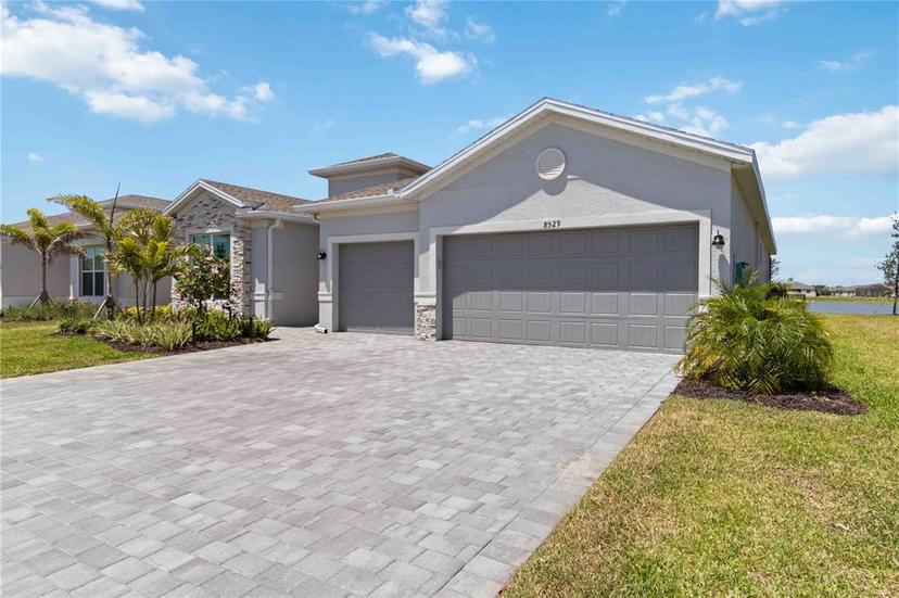 Picture of 8529 Saint Kitts Circle, Englewood FL 34224
