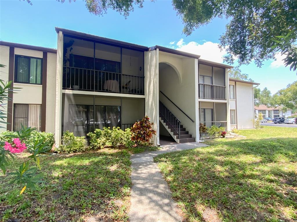 Picture of 2643 Pine Ridge Way S Unit A1, Palm Harbor, FL 34684