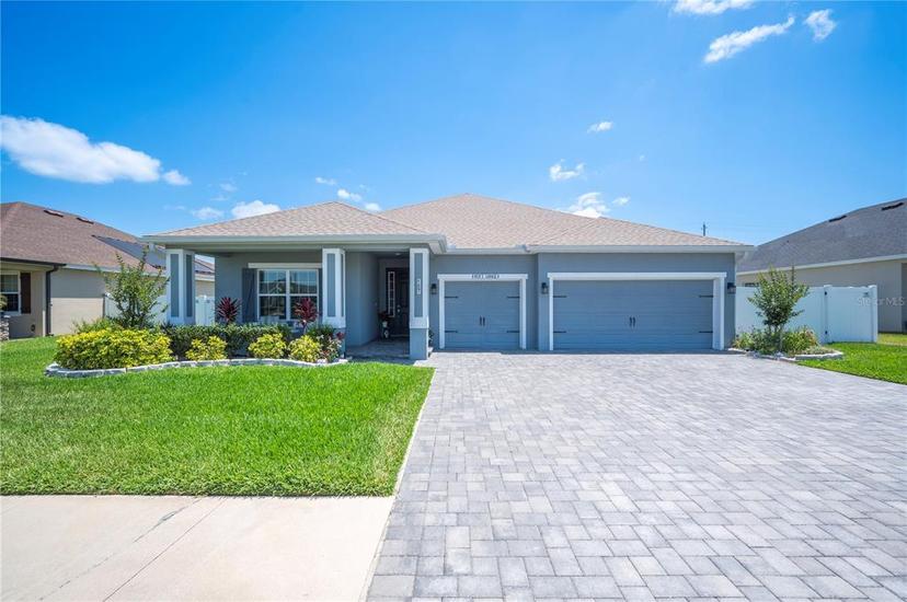 Picture of 157 Walkers Point Drive, Auburndale FL 33823