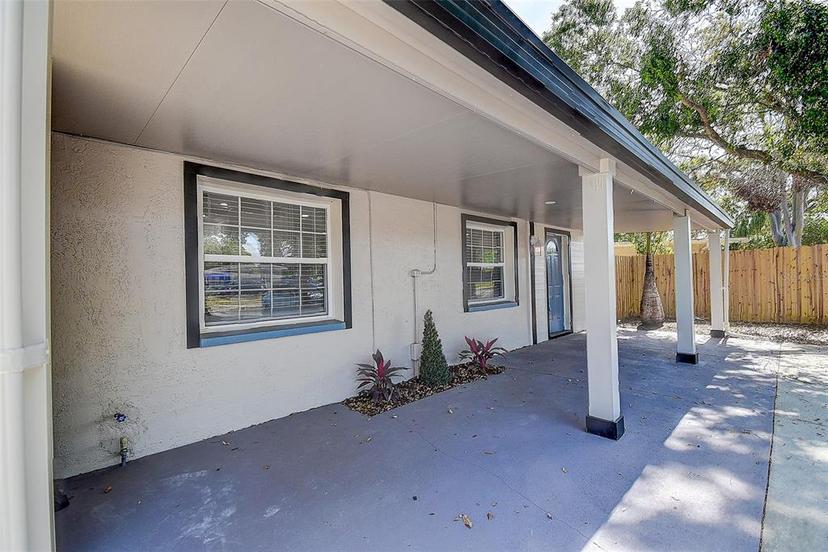 Picture of 8723 Magnolia Drive, Seminole FL 33777