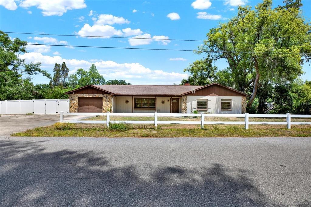 Picture of 1015 Lorena Road, Lutz, FL 33548