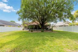 Picture of 905 N Lake Claire Circle, Oviedo, FL 32765