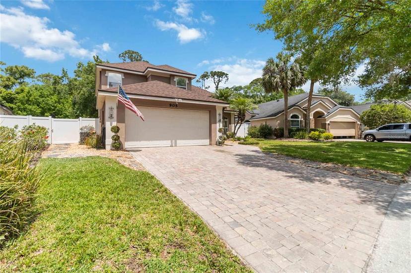 Picture of 905 N Lake Claire Circle, Oviedo FL 32765