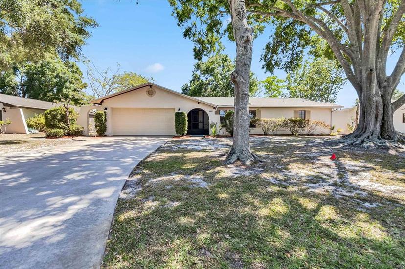 Picture of 2007 Peach Tree Boulevard, St Cloud FL 34769