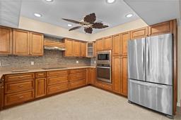 Picture of 3230 Southshore Drive Unit 33A, Punta Gorda, FL 33955