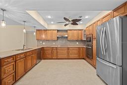 Picture of 3230 Southshore Drive Unit 33A, Punta Gorda, FL 33955