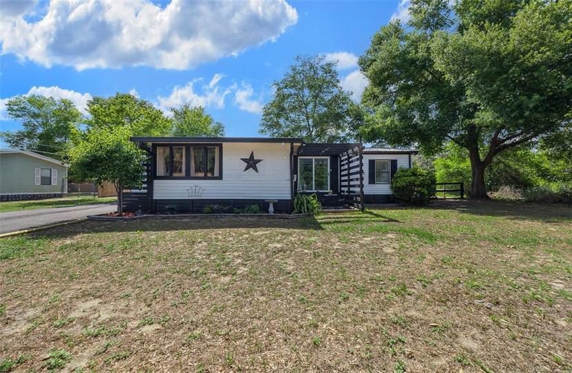 Picture of 5322 SE 183Rd Avenue Road, Ocklawaha FL 32179