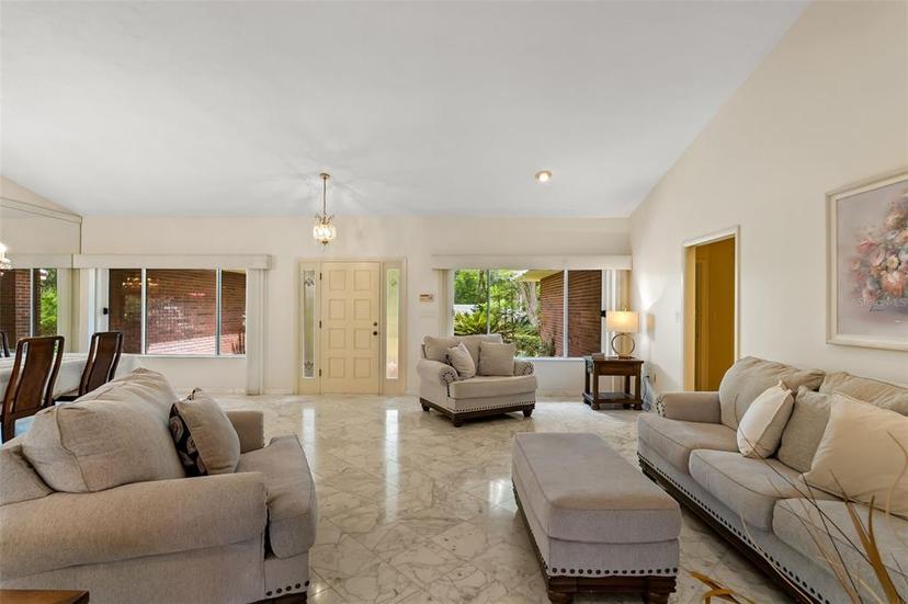 Picture of 11123 Palmetto Boulevard, Alachua FL 32615