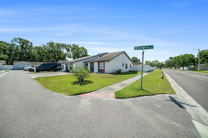 Picture of 10106 Springtree Court, Tampa FL 33615