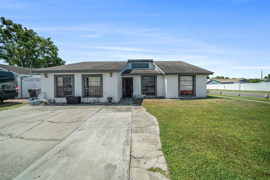 Picture of 10106 Springtree Court, Tampa, FL 33615