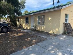 Picture of 98 Orange Park Boulevard, Lake Wales, FL 33898